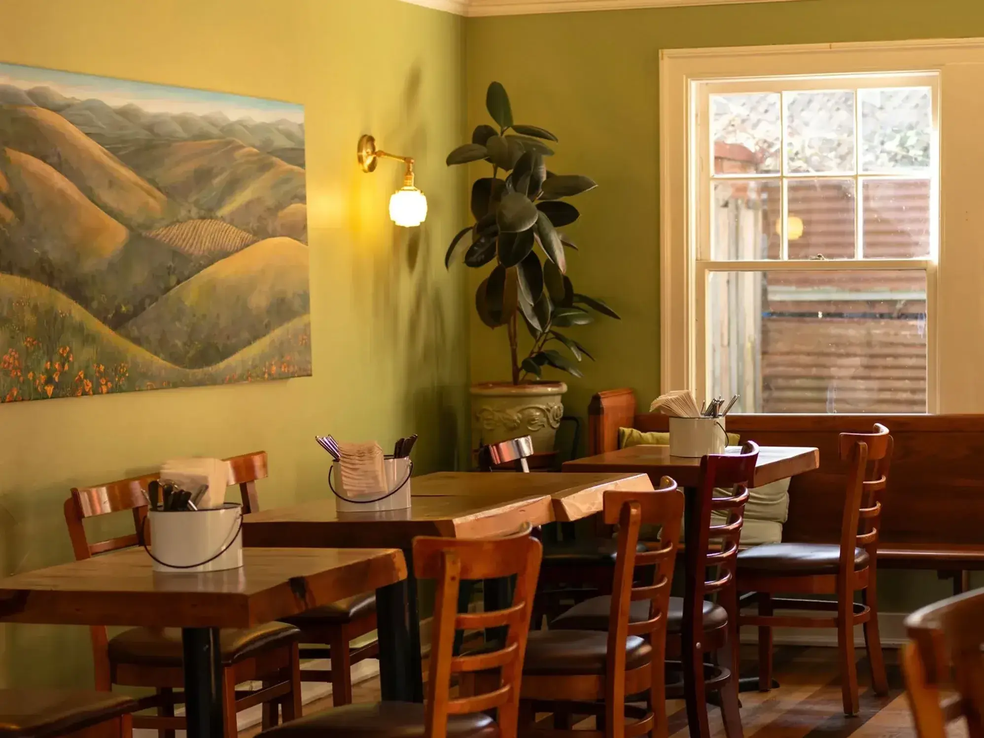 The Wild Poppy Cafe — photo 1